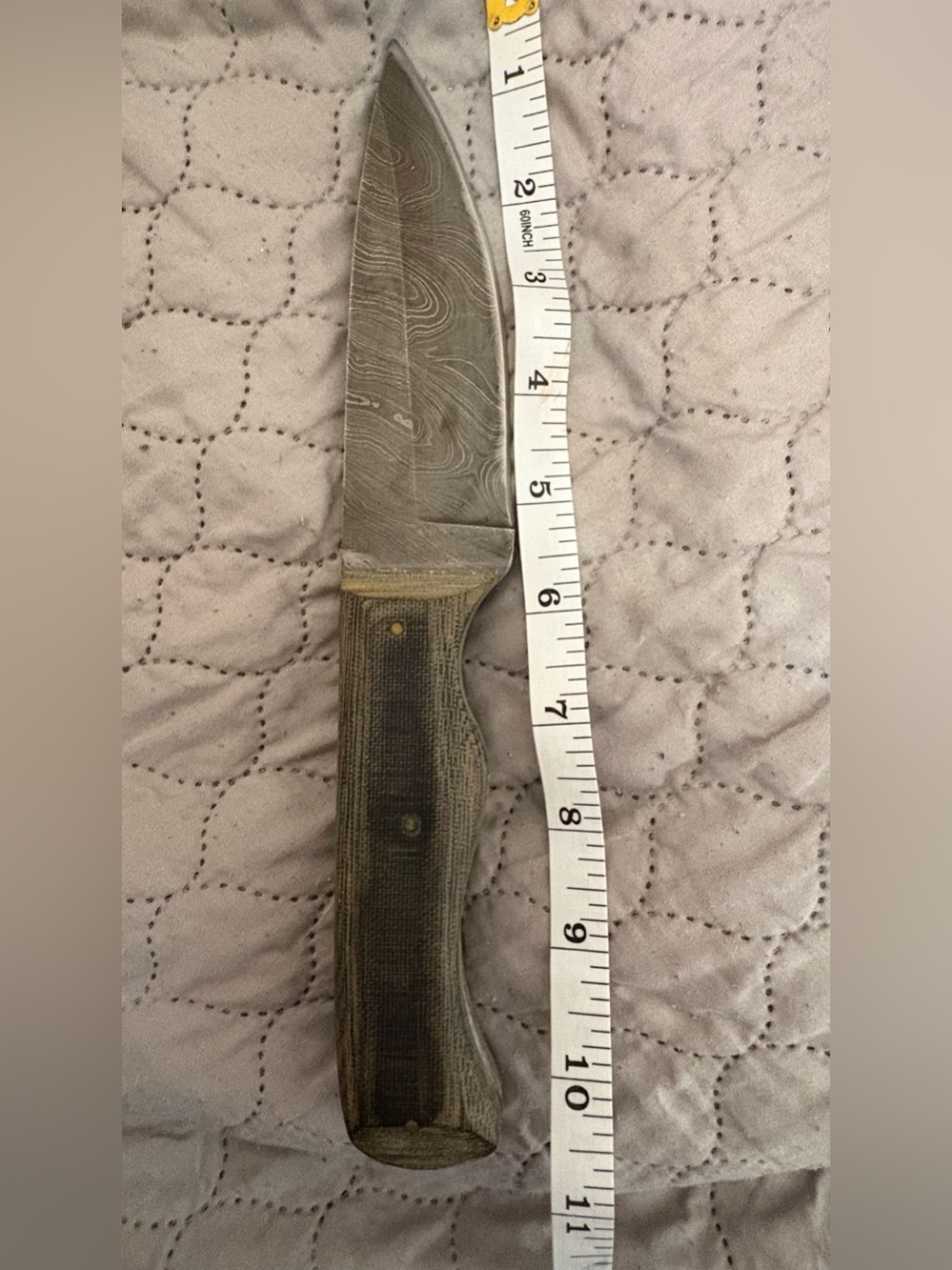 Custom made Damascus knife with Dark Wood-Effect Handle